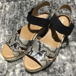 Anne Klein Women’s Charlie Espadrille Wedge Sandals Snakeskin Strappy size 7